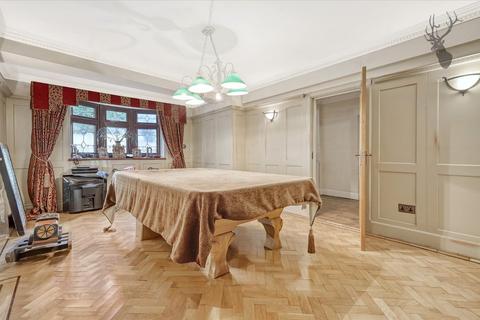 14 Manor Road, Chigwell, IG7 5PD