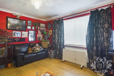 2 bedroom apartment for sale, Sledmere Close, Peterlee