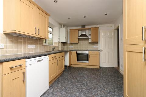 4 bedroom detached bungalow for sale - Raffin Close, Datchworth, Knebworth, Herts, SG3