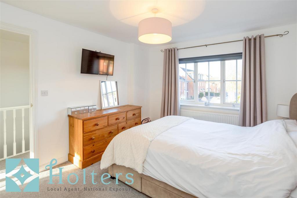 Main Bedroom 1