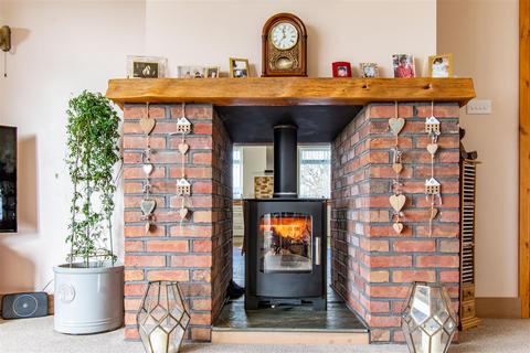 3 bedroom detached bungalow for sale - Trenewan, Looe