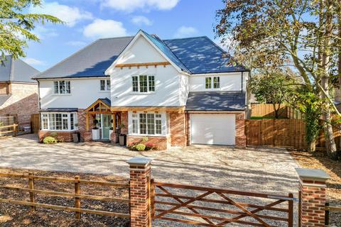 4 bedroom detached house for sale, New Houses at Mangapp Chase, Burnham-On-Crouch