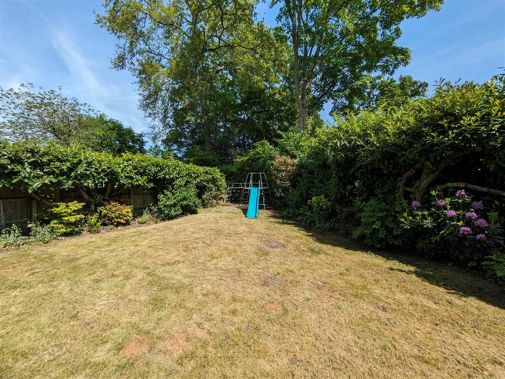Rear Garden 4.jpg