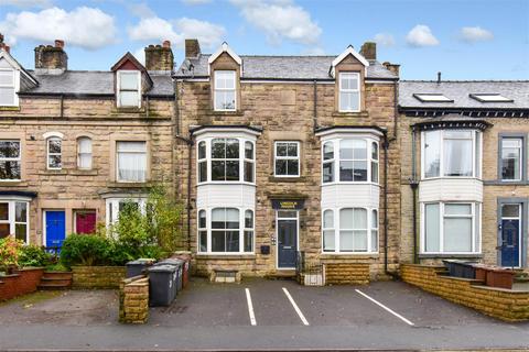 2 bedroom apartment for sale, London Road, Buxton
