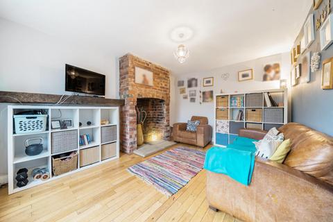 101 Broadgate Walk, Horsforth, Leeds, LS18 4EZ