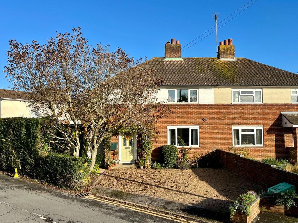 TENTERDEN 3 bed semidetached house for sale £375,000