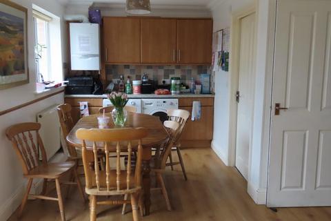1 bedroom in a house share to rent - Danes Road, Exeter, EX4 4LS