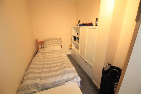3 bedroom house to rent - Matlock Court, Nottingham