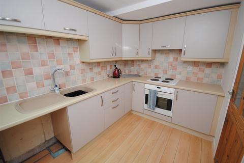 17 Station Road, Kippax, Leeds, LS25 7LE