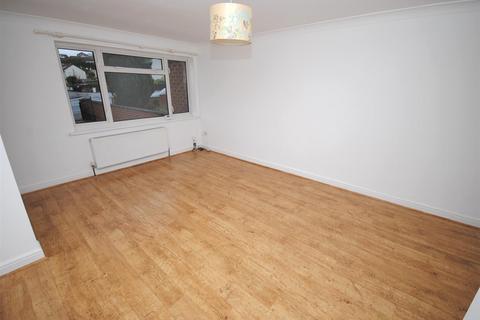 17 Station Road, Kippax, Leeds, LS25 7LE