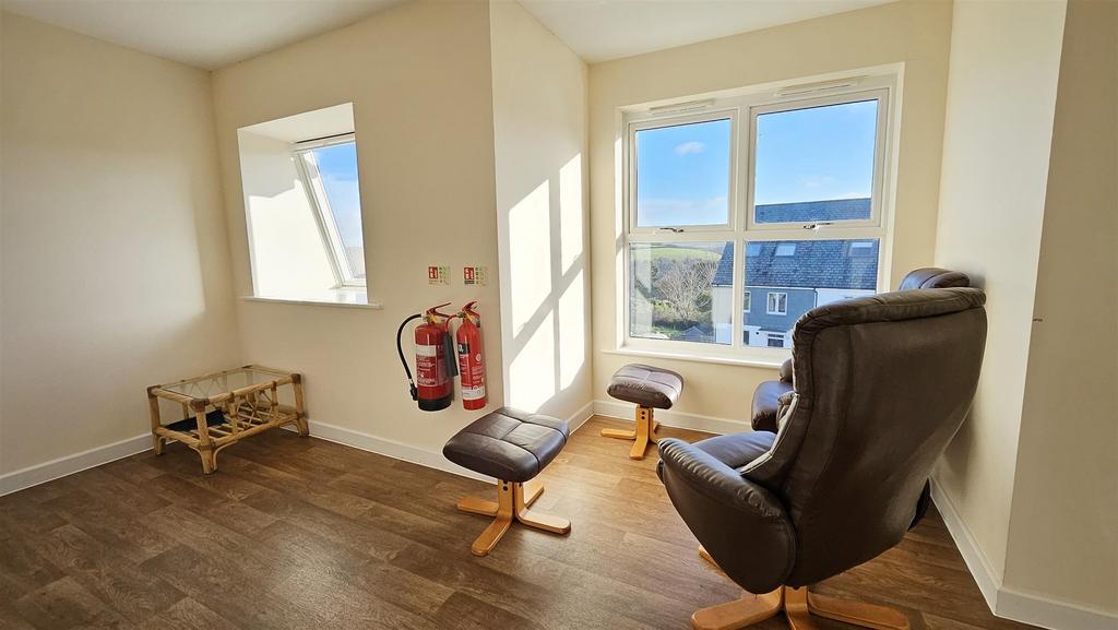 Seating Area in Hallway