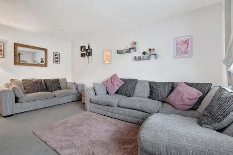 Strathearn Oakfield Road, Copdock, Ipswich, IP8 3JS