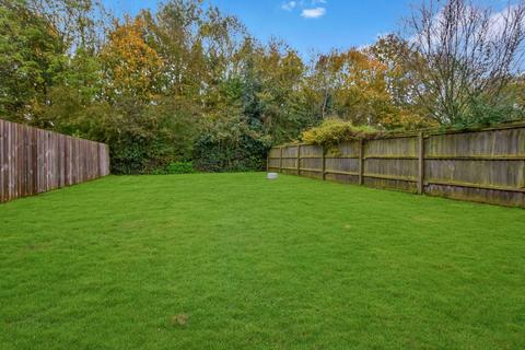 Strathearn Oakfield Road, Copdock, Ipswich, IP8 3JS