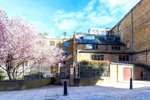 2 bedroom apartment to rent - Gowers Walk, London, E1