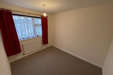3 Drayton Walk, Manchester, M16 9AQ