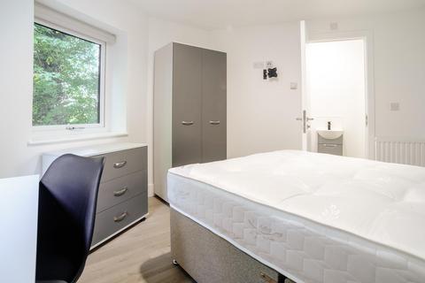 6 bedroom duplex to rent, *£160 pppw excl bills* Queens Road East, Beeston, Nottingham