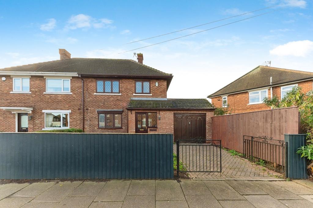 Sandringham Road, Cleethorpes, DN35 3 bed semidetached house for sale
