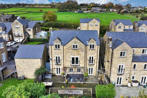 5 bedroom detached house for sale, 2, Halstead Close, Ripponden, HX6 4JQ