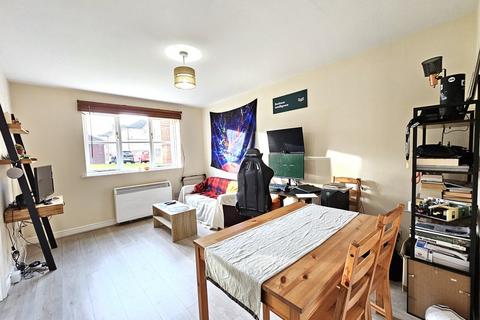 1 bedroom ground floor flat to rent - Simms Gardens, East Finchley, N2