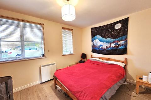 1 bedroom ground floor flat to rent - Simms Gardens, East Finchley, N2