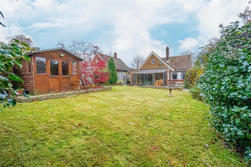 Ironlatch Close, St. LeonardsOnSea 2 bed detached house for sale £