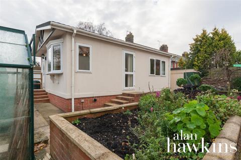 2 bedroom park home for sale, Beamans Park, Royal Wootton Bassett SN4 7