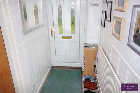 3 bedroom townhouse for sale - Longfields Crescent, Hoyland, Barnsley