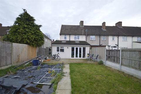 3 bedroom end of terrace house for sale - Heathway, Dagenham