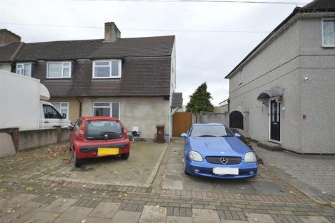 87 Heathway, Dagenham, RM9 6AY