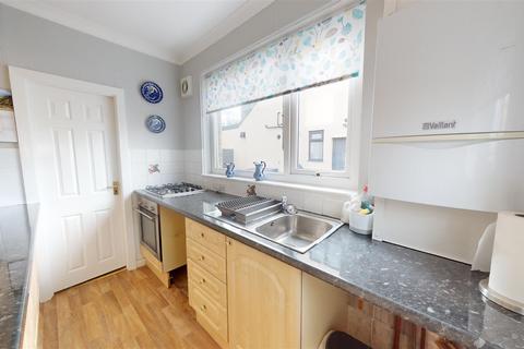 2 bedroom semi-detached house for sale, Daleson Close, Northowram, Halifax