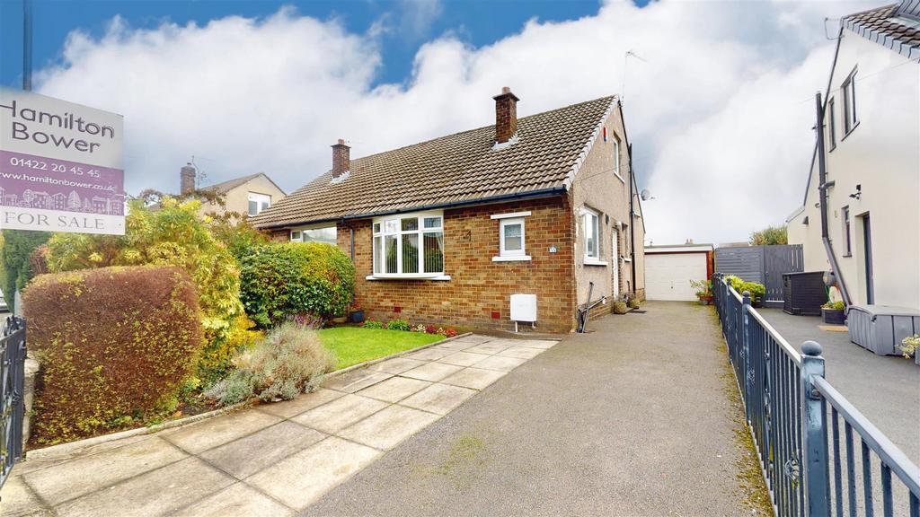 Daleson Close, Northowram, Halifax 2 bed semidetached house for sale