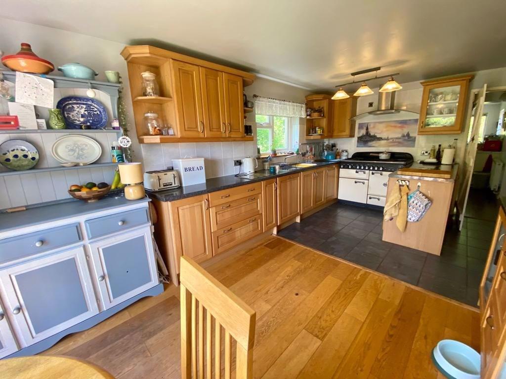 Bredwardine, Hereford, HR3 4 bed detached house for sale £750,000