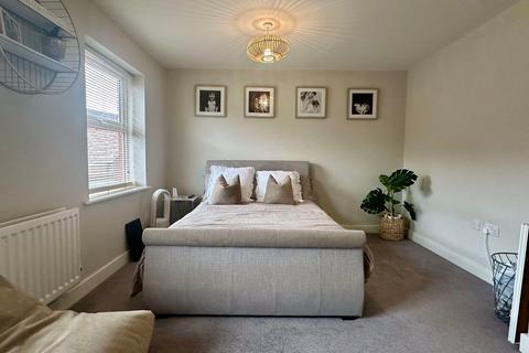 8 Dymock Red Walk, Holmer, Hereford, HR1 1GN