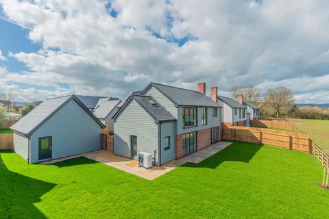 4 bedroom detached house for sale, Ploughfields, Preston-On-Wye, Hereford, HR2