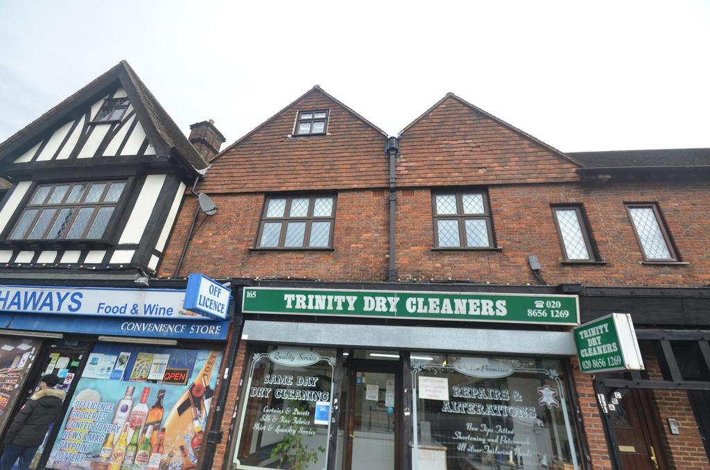 Shirley Road, Shirley, Croydon, CR0 3 bed flat for sale £360,000