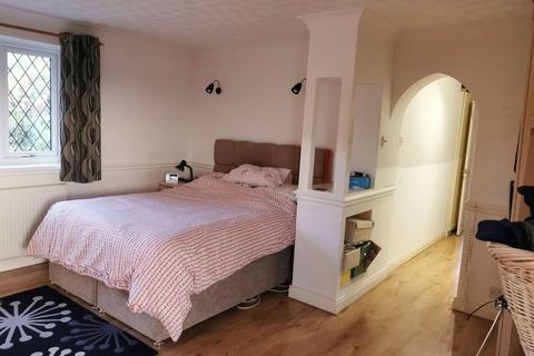 5 Curlew Close, Blackburn, BB1 8NT