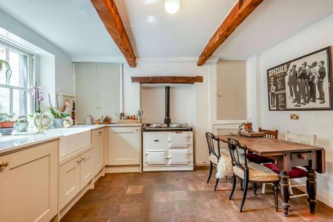 14 Longport, Canterbury, CT1 1PE