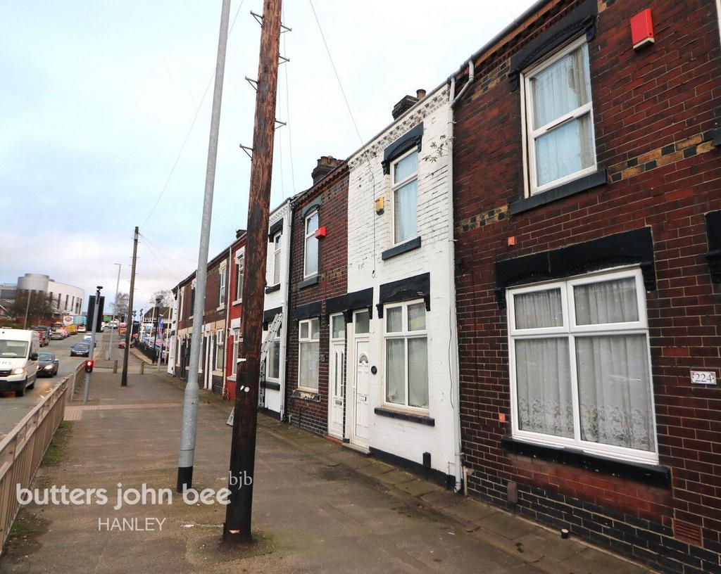 Cobridge Road, StokeOnTrent ST1 5JL 2 bed terraced house £39,000
