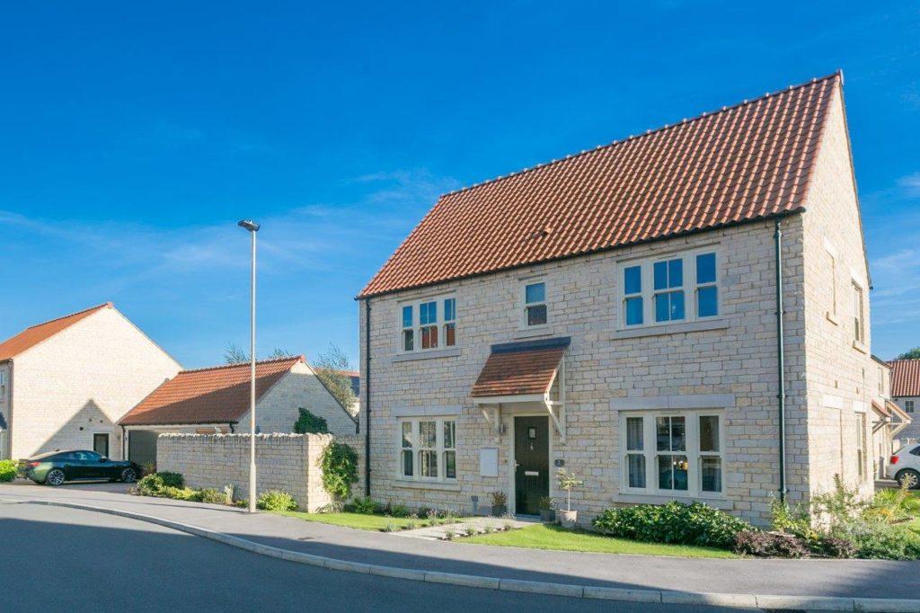 Orchard Way, Helmsley, York 3 bed semidetached house for sale £500,000