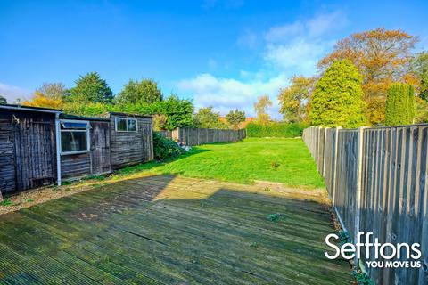 3 bedroom semi-detached bungalow for sale - Charles Avenue, Thorpe St Andrew, Norwich