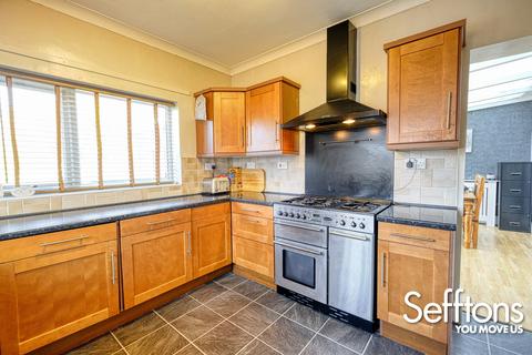 3 bedroom semi-detached bungalow for sale - Charles Avenue, Thorpe St Andrew, Norwich