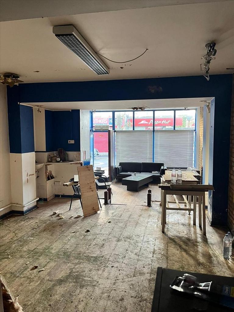 South Ealing Road, Ealing, W5 Office £2,000 pcm (£462 pw)
