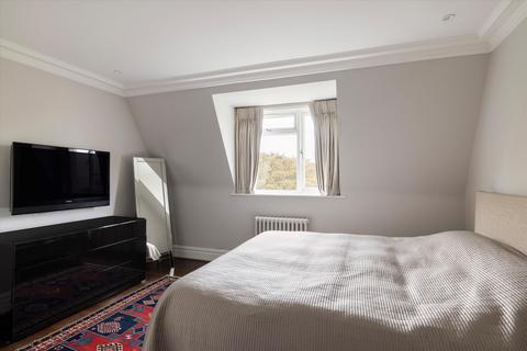 2 bedroom flat for sale, Elm Park Gardens, Chelsea, London, SW10