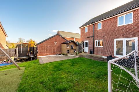 4 bedroom detached house for sale, Hawling Street, Brockhill, Redditch, Worcestershire, B97