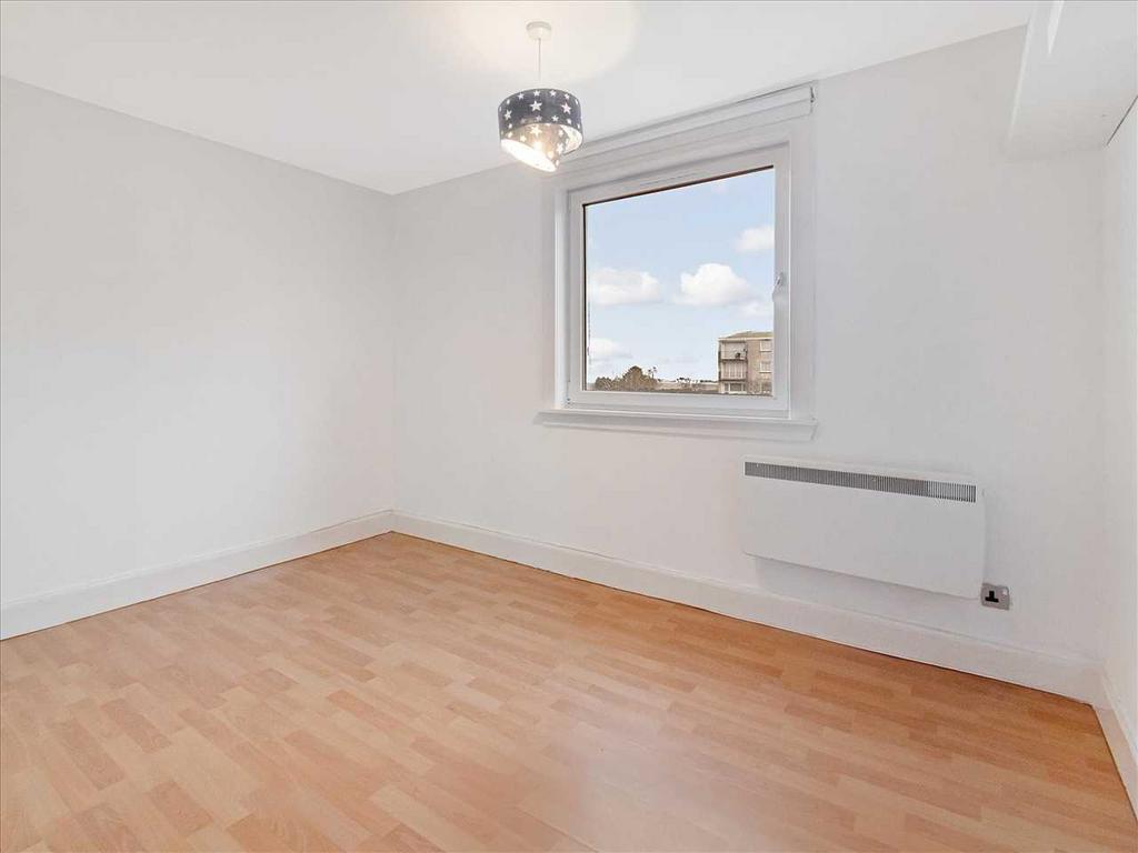 Bedroom Two (1)