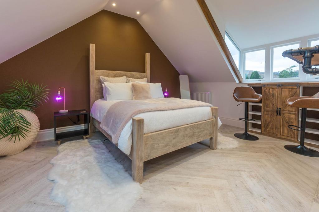 Bedroom/en suite
