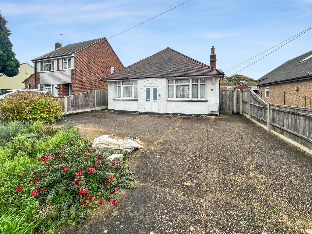 King Road, Walderslade, Kent, ME5 3 bed bungalow for sale £375,000