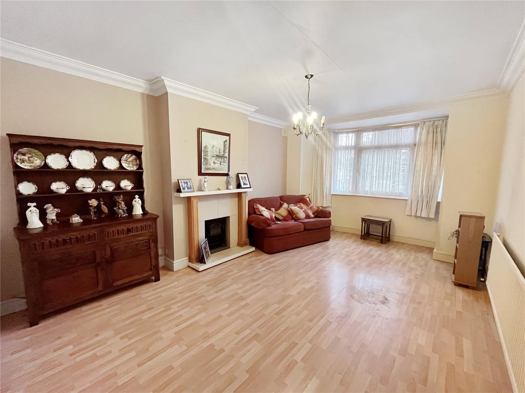 King Road, Walderslade, Kent, ME5 3 bed bungalow for sale £375,000