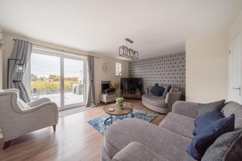 25 Manor Fields, Burghill, Hereford, HR4 7RR