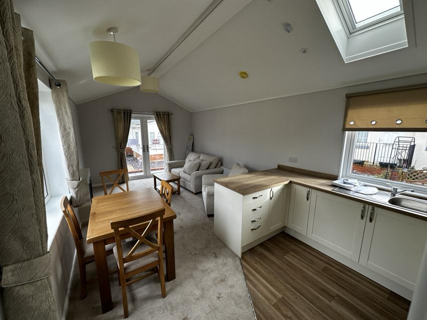 Birchington, Kent, CT7 2 bed park home for sale £185,000
